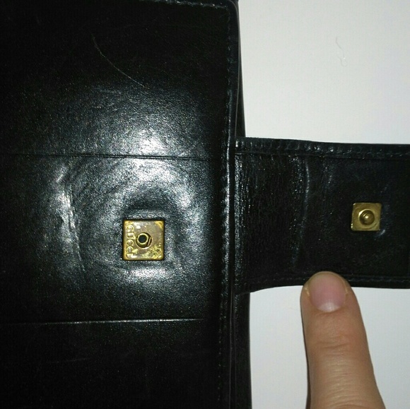 Vintage Gucci bifold plain black leather wallet - Picture 8 of 11